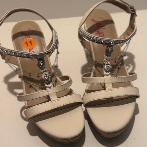 Jellypop Wedge Sandals - Picture 5 of 6